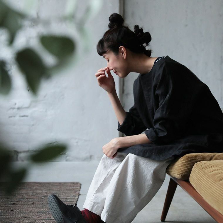 /やまふう様はりしごと fuku リネン100 % 麻　日本製　ワンピース　黒 リネン記念日な、麻100%ワンピース | soulberry