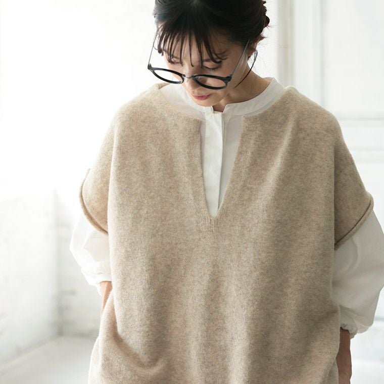 はちみつ堂キーネックのニットベスト | soulberry