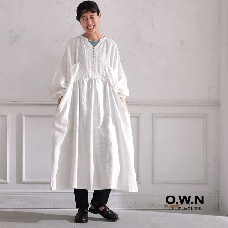♡新品未使用！定価18万！バーバリー 白ワンピース♡ O.W.N遊びが詰まった白いワンピース | soulberry