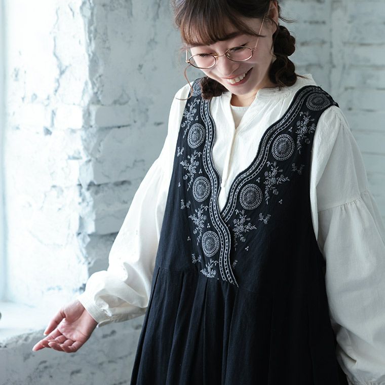 はちみつ堂たっぷり刺繍のワンピース | soulberry