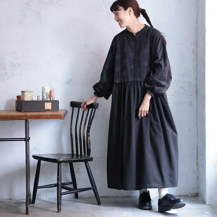 ふくろうと月ドット刺繍のワンピース | soulberry