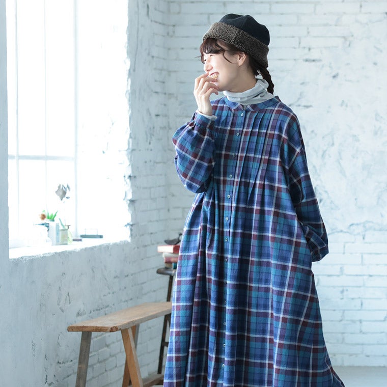 7月まで！美品★【GUCCI】幾何学模様 ホルターネック ワンピース はちみつ堂秋めく青のチェックなワンピース | soulberry
